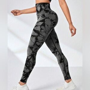 New - Chic Gray-Black Tie-Dye Leggings